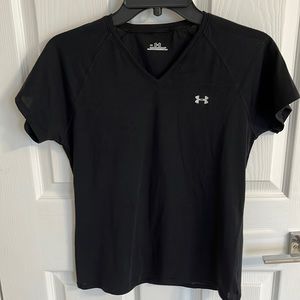 Black under armour dry fit tshirt